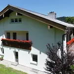 Ferienwohnungen Haus Kunterbunt